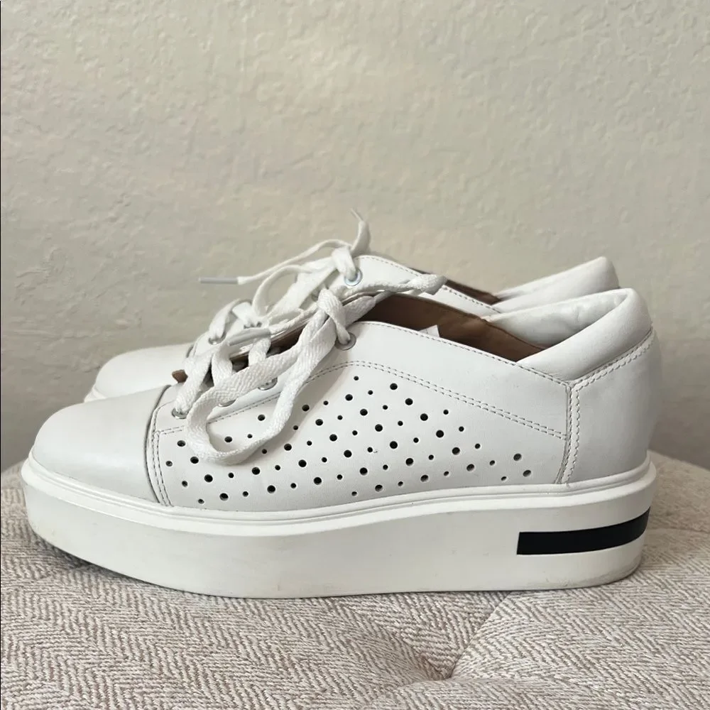 Linea Paolo Kendra Perforated white Leather Lace-Up Platform chunky Sneakers 8M